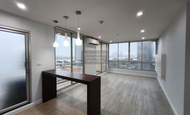 For rent 2 bedrooms condo in Yan Nawa, Bangkok