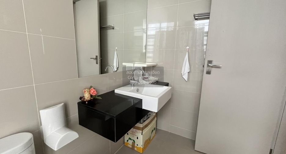 For rent 2 bedrooms condo in Bang Na, Bangkok