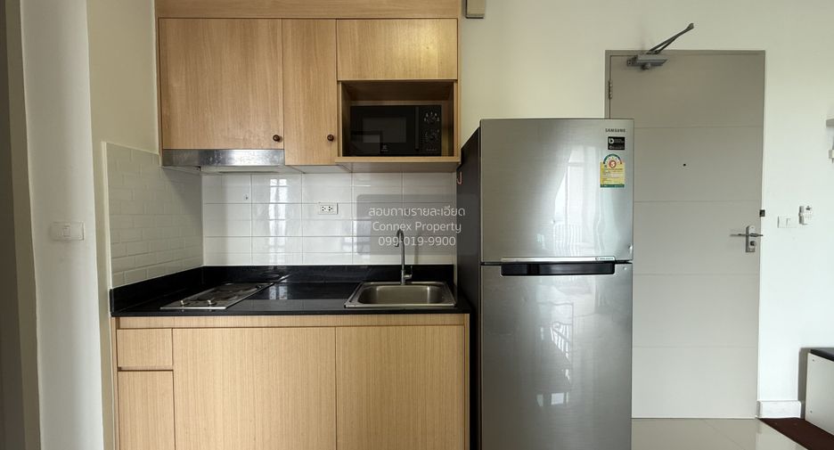 For rent 2 bedrooms condo in Bang Na, Bangkok