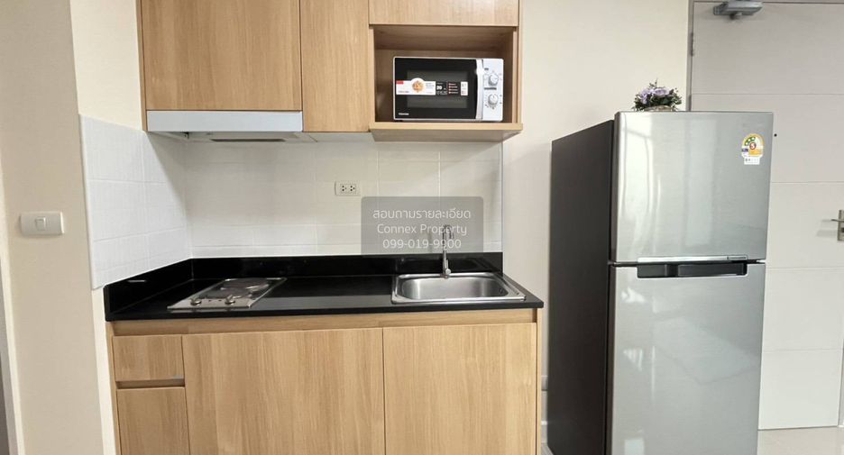 For rent 2 bedrooms condo in Bang Na, Bangkok