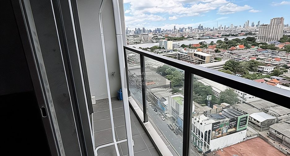 For rent 2 bedrooms condo in Bang Phlat, Bangkok