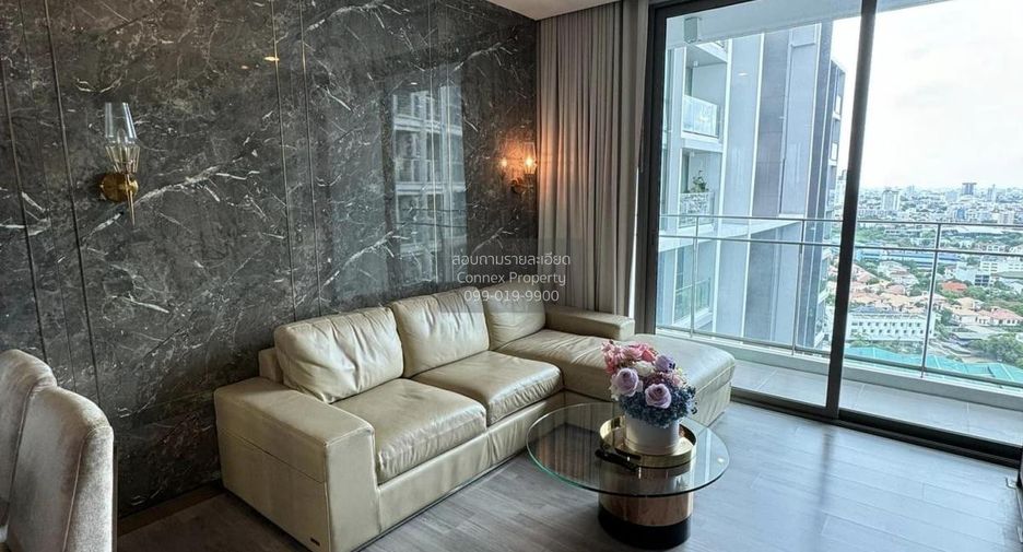 For rent 2 bedrooms condo in Khlong Toei, Bangkok