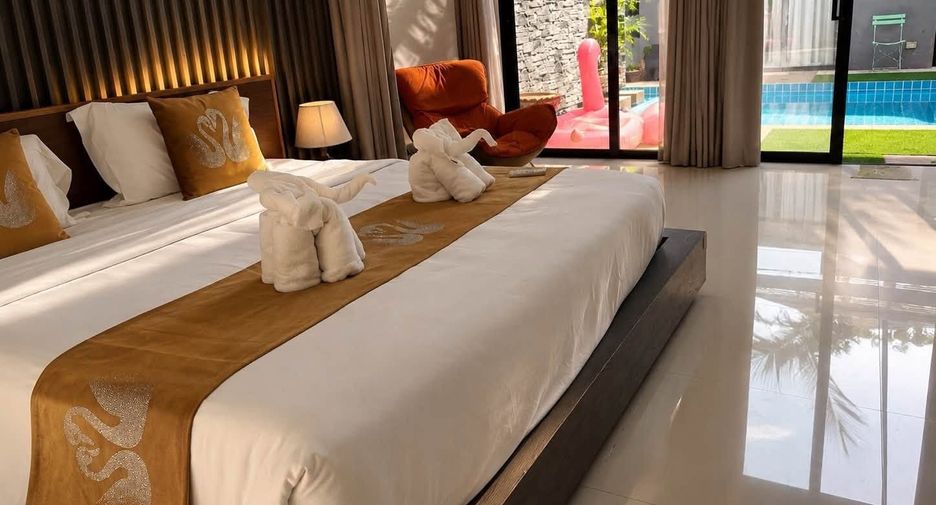 À louer 3 chambres villa à Mueang Phuket, Phuket