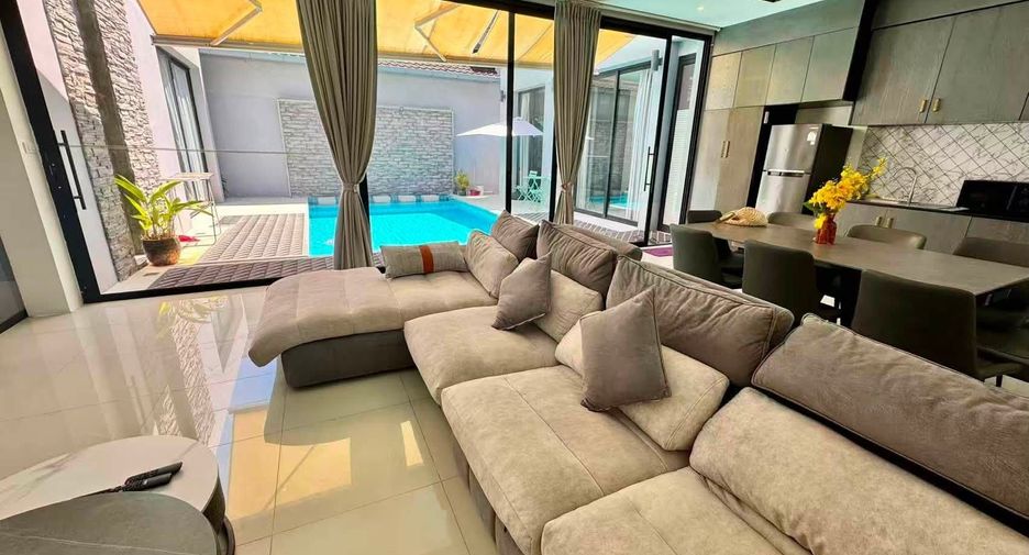 À louer 3 chambres villa à Mueang Phuket, Phuket