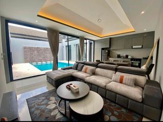 À louer 3 chambres villa à Mueang Phuket, Phuket