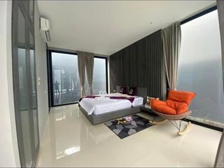 À louer 3 chambres villa à Mueang Phuket, Phuket