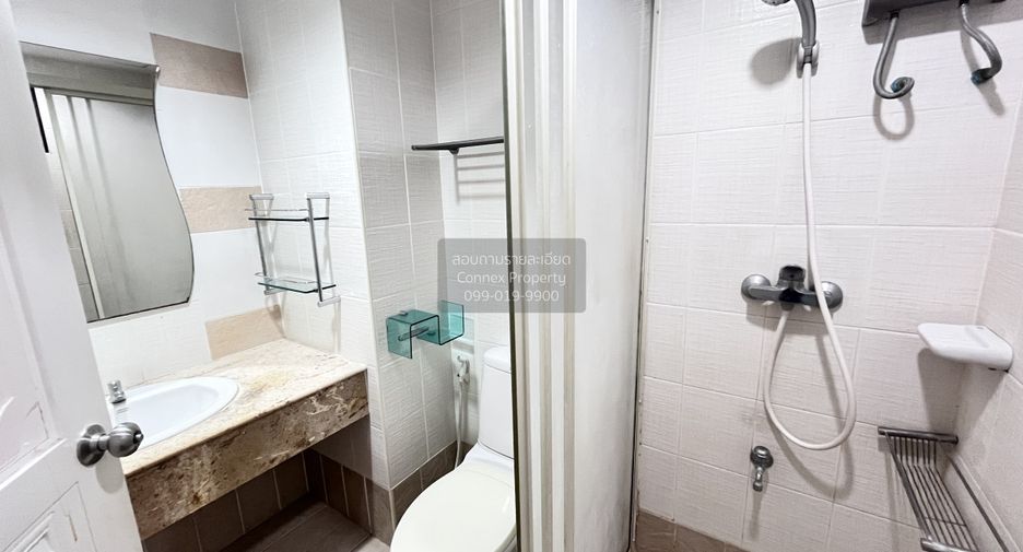 Wohnung zur Miete mit 1 Zimmer in Bang Kho Laem, Bangkok