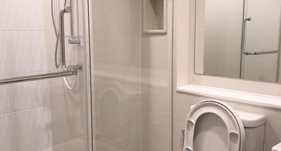 For rent 1 bed condo in Huai Khwang, Bangkok