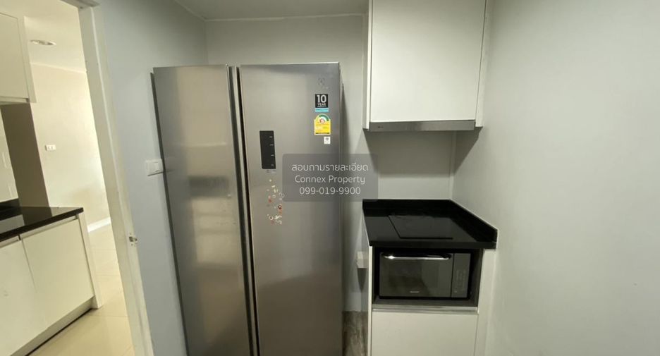 For rent 5 bedrooms condo in Huai Khwang, Bangkok