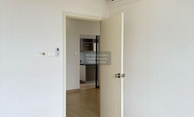 For rent 2 bedrooms condo in Bangkok Noi, Bangkok