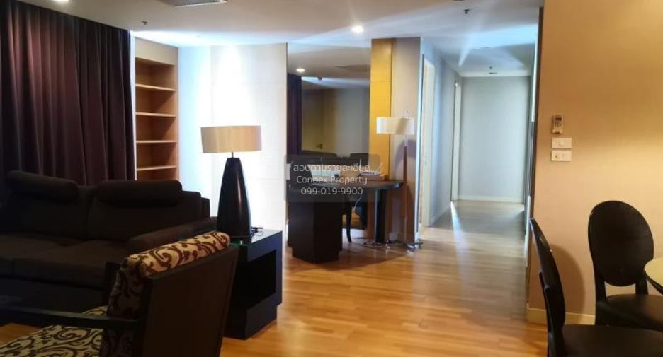 For rent 3 bedrooms condo in Sathon, Bangkok