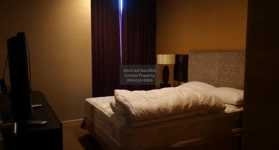 For rent 3 bedrooms condo in Sathon, Bangkok