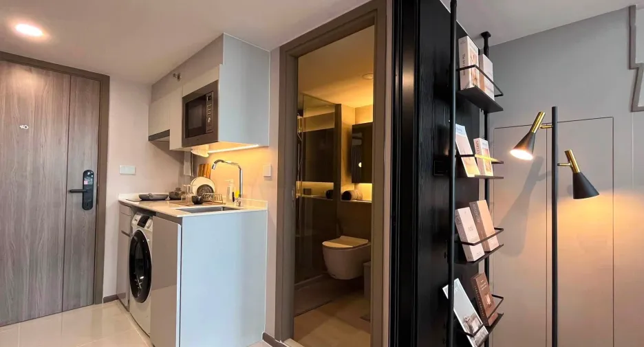 For rent 1 bed condo in Khlong Toei, Bangkok