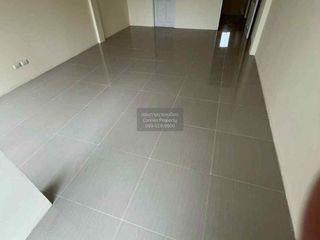 For rent 3 bedrooms townhouse in Suan Luang, Bangkok