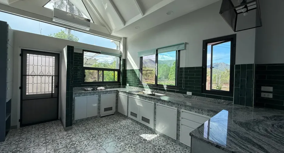 For sale 2 ベッドルーム house in Cha Am, Phetchaburi