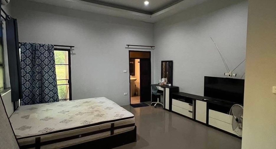 For sale 3 bedrooms house in Saraphi, Chiang Mai