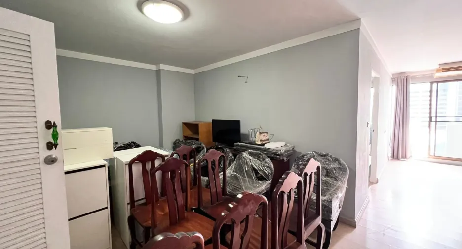 For sale 2 bedrooms condo in Phaya Thai, Bangkok