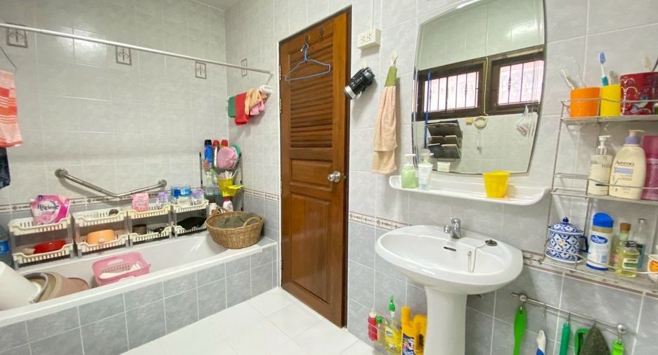 À vendre 4 chambres maison à Bueng Kum, Bangkok