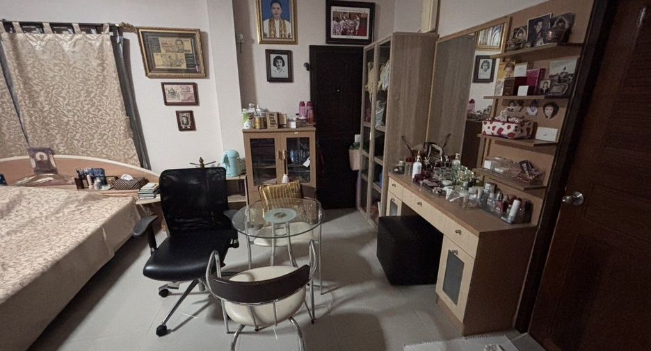 À vendre 4 chambres maison à Bueng Kum, Bangkok