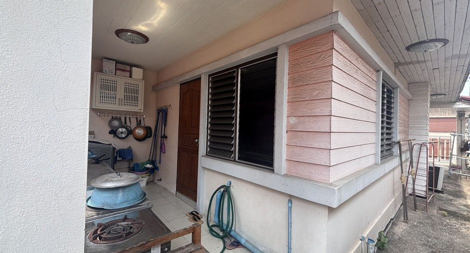 À vendre 4 chambres maison à Bueng Kum, Bangkok