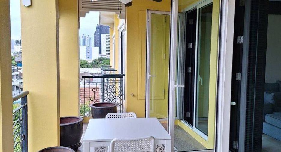 For sale 3 bedrooms condo in Sathon, Bangkok