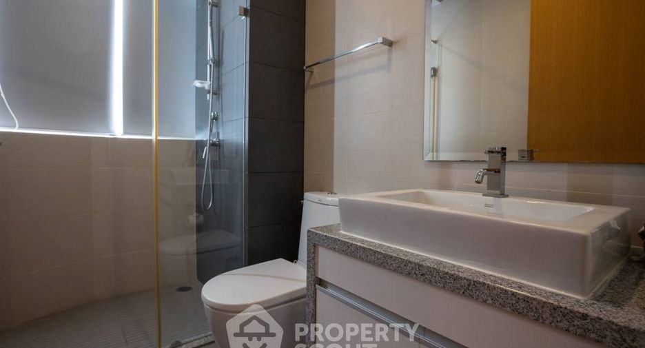 À vendre 3 chambres condo à Khlong Toei, Bangkok