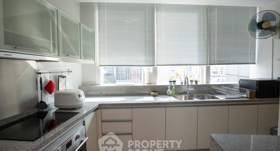 À vendre 3 chambres condo à Khlong Toei, Bangkok