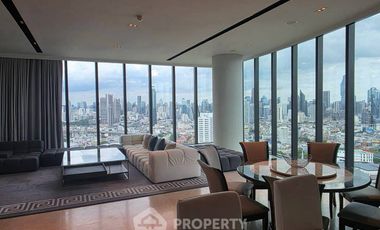 For rent 3 bedrooms condo in Khlong San, Bangkok
