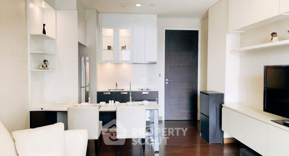 For rent and for sale 1 bed condo in Watthana, Bangkok