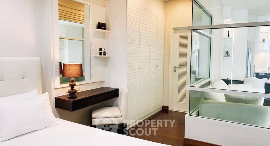 For rent and for sale 1 bed condo in Watthana, Bangkok