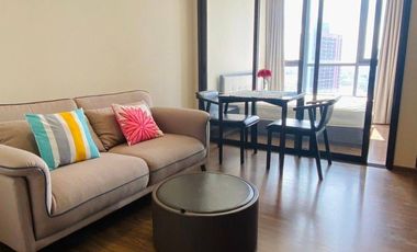 For sale 1 bed condo in Khlong Toei, Bangkok