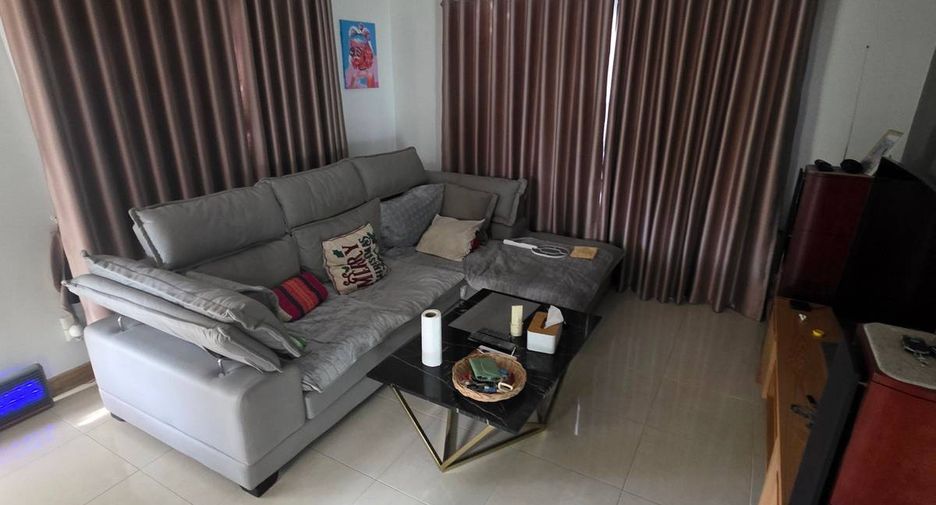 For sale 3 bedrooms house in Mueang Chon Buri, Chonburi