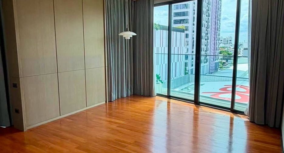 Wohnung zum Kauf mit 3 Zimmer in Watthana, Bangkok