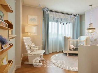 Haus zum Kauf mit 4 Zimmer in Bang Khun Thian, Bangkok