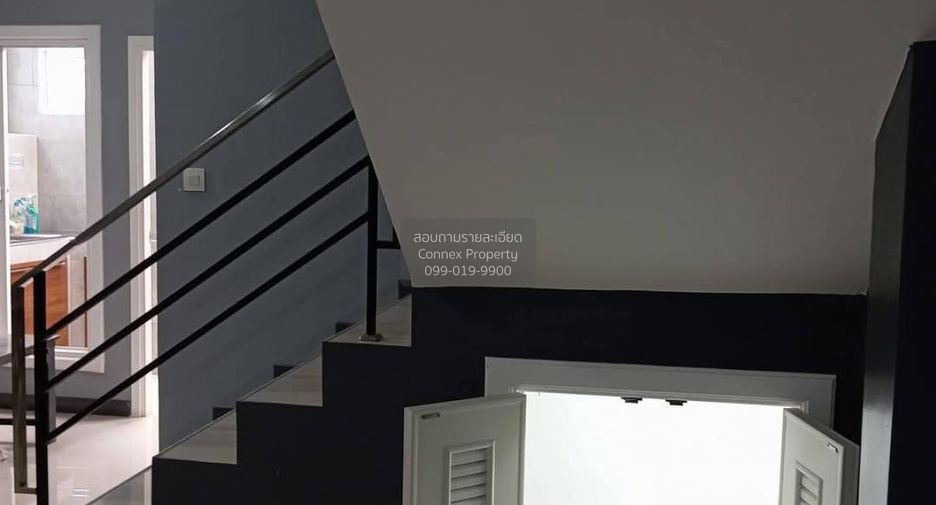 For rent 3 bedrooms townhouse in Min Buri, Bangkok