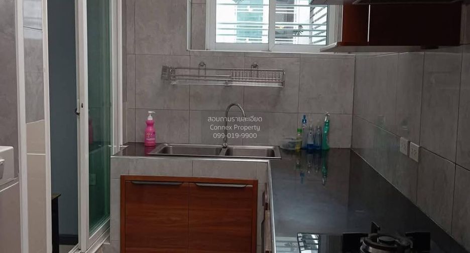 For rent 3 bedrooms townhouse in Min Buri, Bangkok