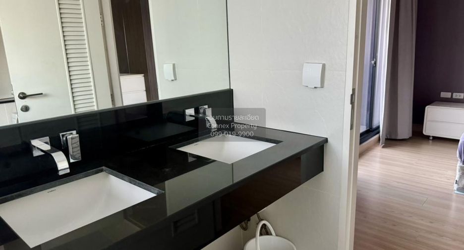 For rent 2 bedrooms condo in Khlong San, Bangkok