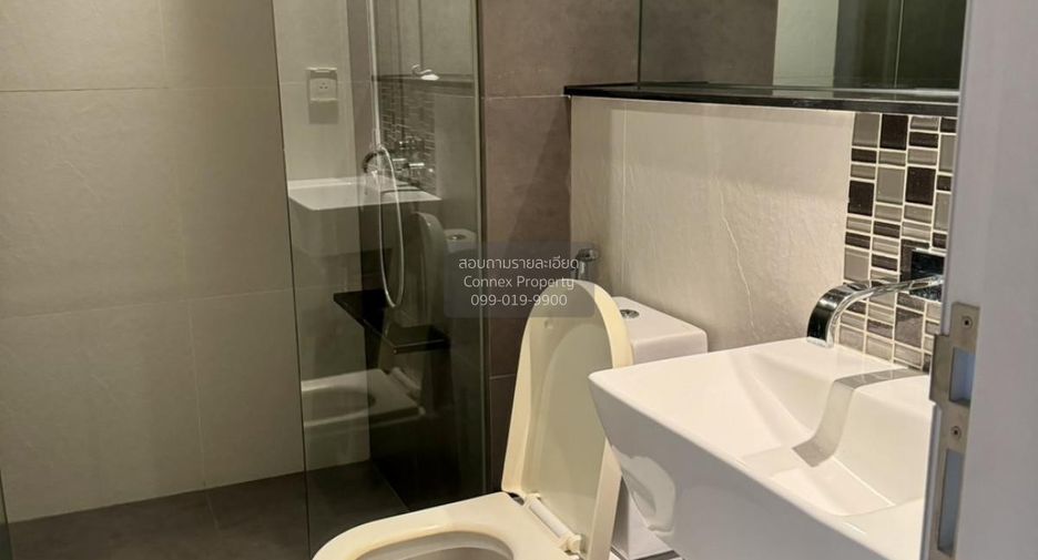 For rent 2 bedrooms condo in Khlong San, Bangkok