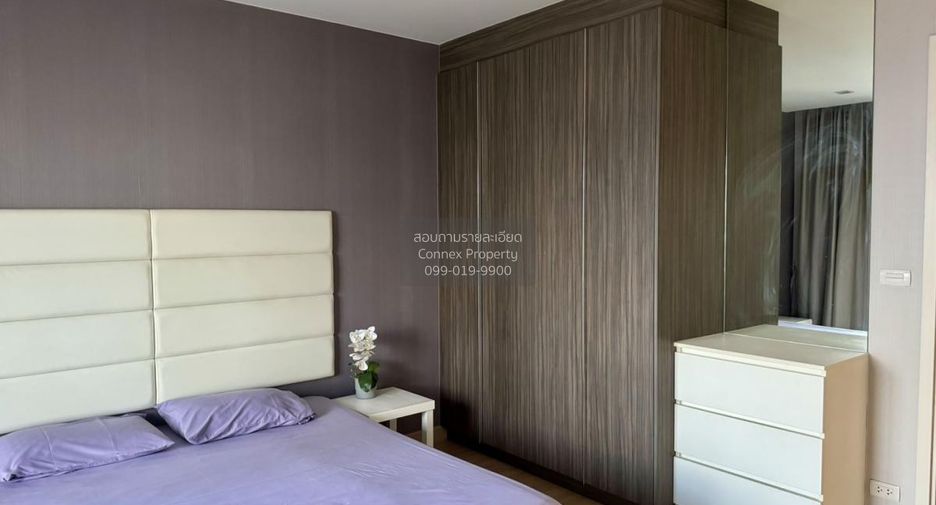 For rent 2 bedrooms condo in Khlong San, Bangkok