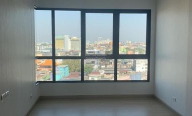 For rent 1 bed condo in Khlong San, Bangkok