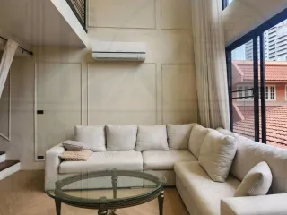 For rent 3 bedrooms townhouse in Watthana, Bangkok