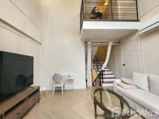 For rent 3 bedrooms townhouse in Watthana, Bangkok