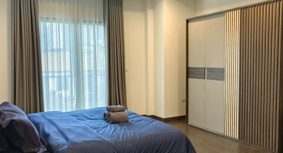 Haus zum Kauf und zur Miete mit 4 Zimmer in Watthana, Bangkok