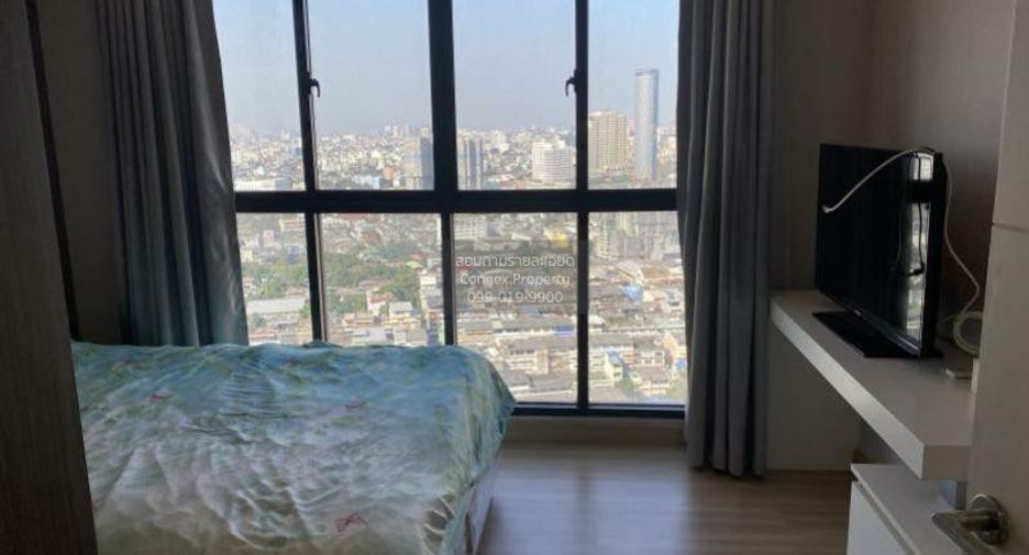 For rent 2 bedrooms condo in Khlong San, Bangkok