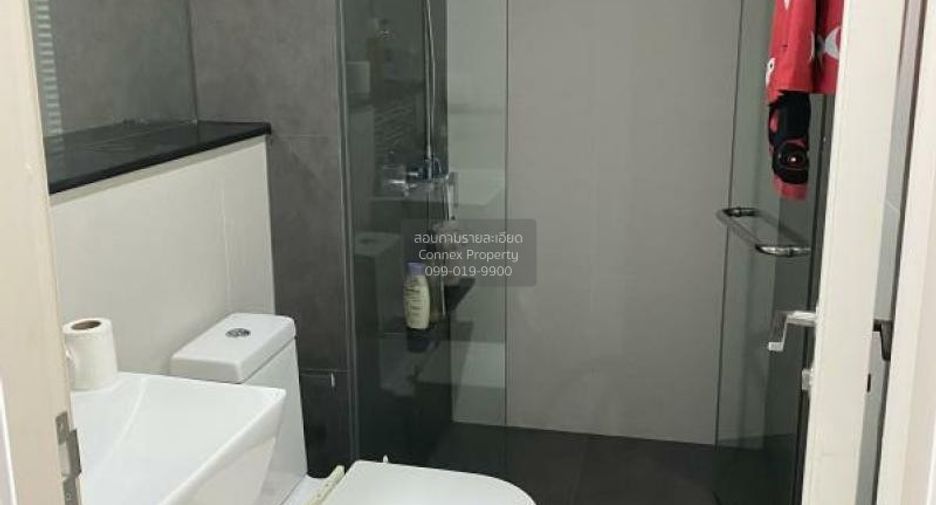 For rent 2 bedrooms condo in Khlong San, Bangkok