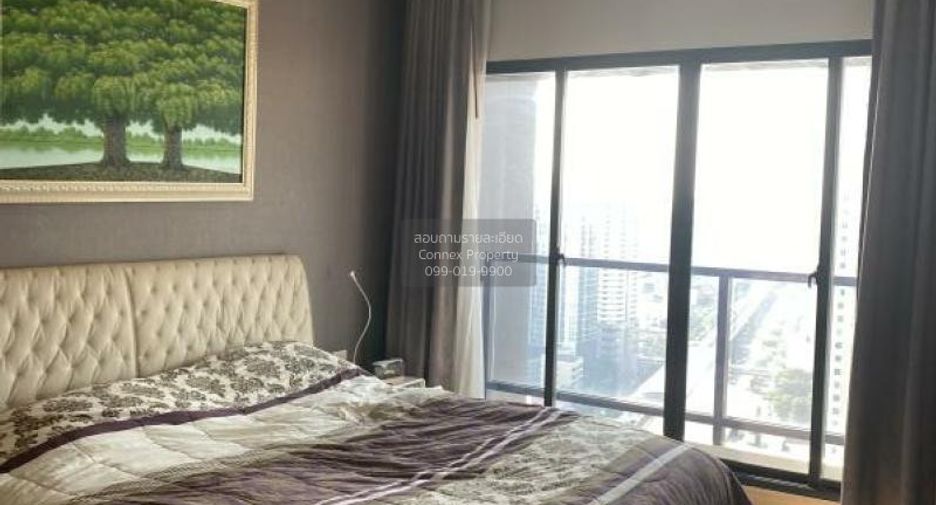 For rent 2 bedrooms condo in Khlong San, Bangkok