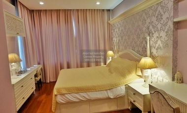 For rent 3 ベッドルーム condo in Khlong Toei, Bangkok