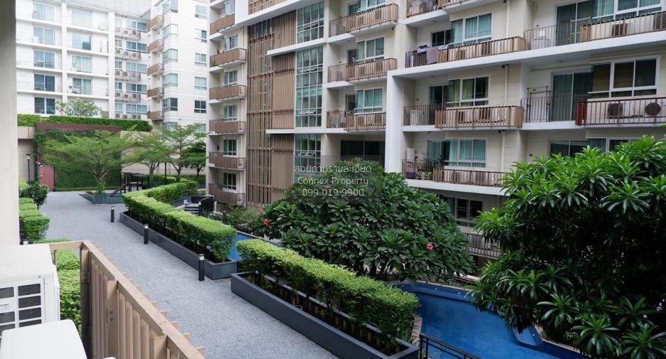 For rent 2 bedrooms condo in Watthana, Bangkok