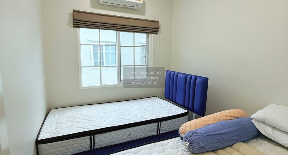 For rent 4 bedrooms townhouse in Lak Si, Bangkok