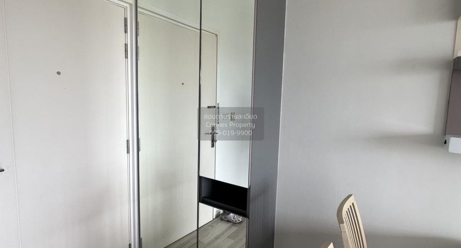 For rent 2 bedrooms condo in Thon Buri, Bangkok
